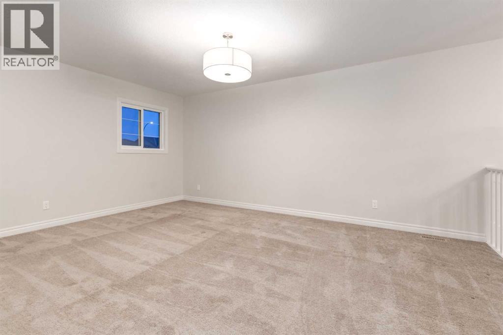 104 Hillcrest Avenue SW, Airdrie, Alberta  T4B 4C8 - Photo 24 - A2292997