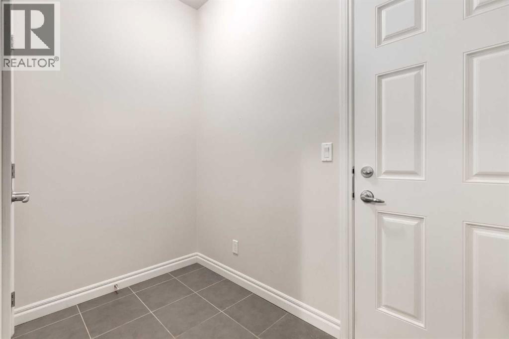 104 Hillcrest Avenue SW, Airdrie, Alberta  T4B 4C8 - Photo 21 - A2292997