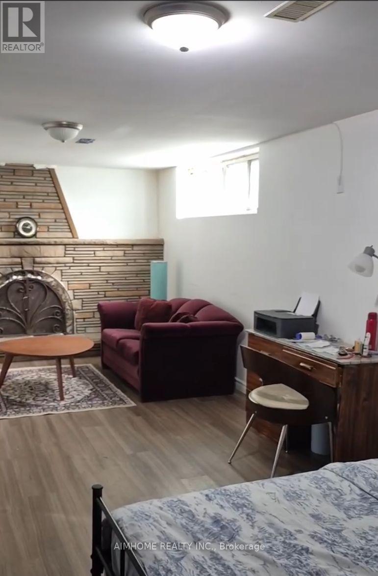 Lower - 256 Patricia Avenue, Toronto, Ontario  M2M 1J8 - Photo 13 - C13637888