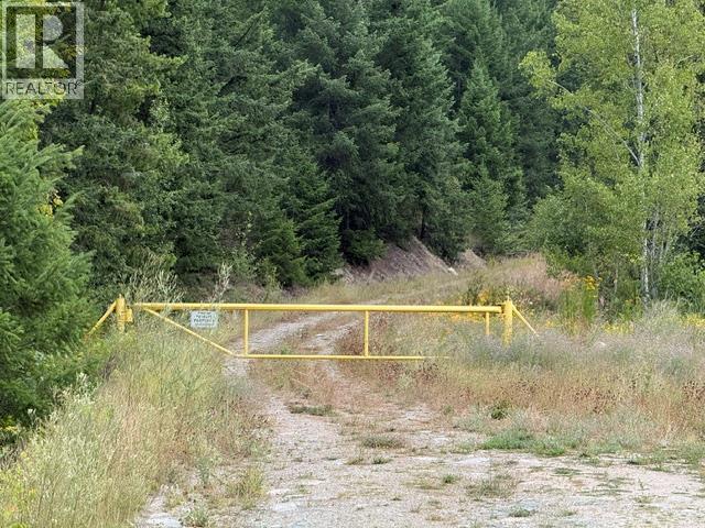 2881 Yellowhead Highway, Clearwater, British Columbia