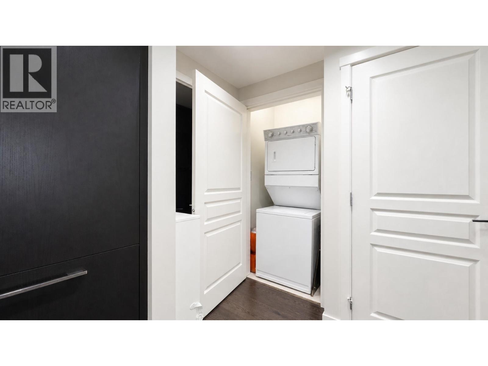 1805 3093 Windsor Gate, Coquitlam, British Columbia  V3B 0N2 - Photo 16 - R3154565