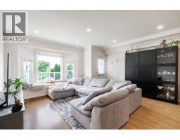 1124 ROCHESTER AVENUE, Coquitlam, British Columbia