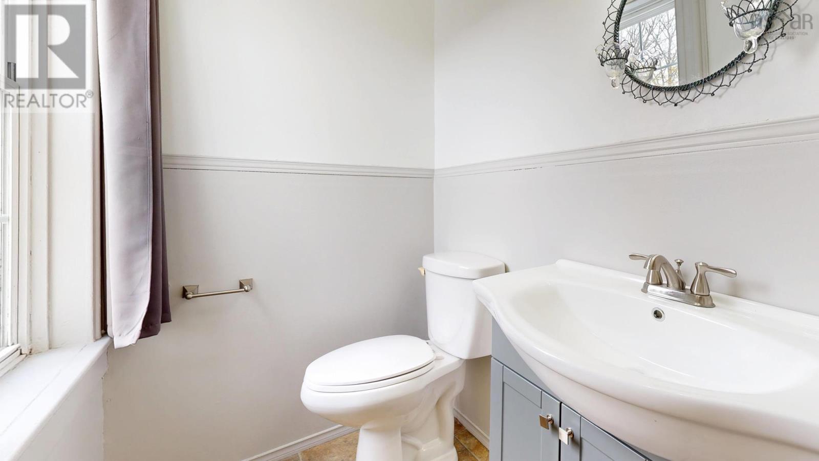 20 North Street, Lockeport, Nova Scotia  B0T 1L0 - Photo 16 - 202618658