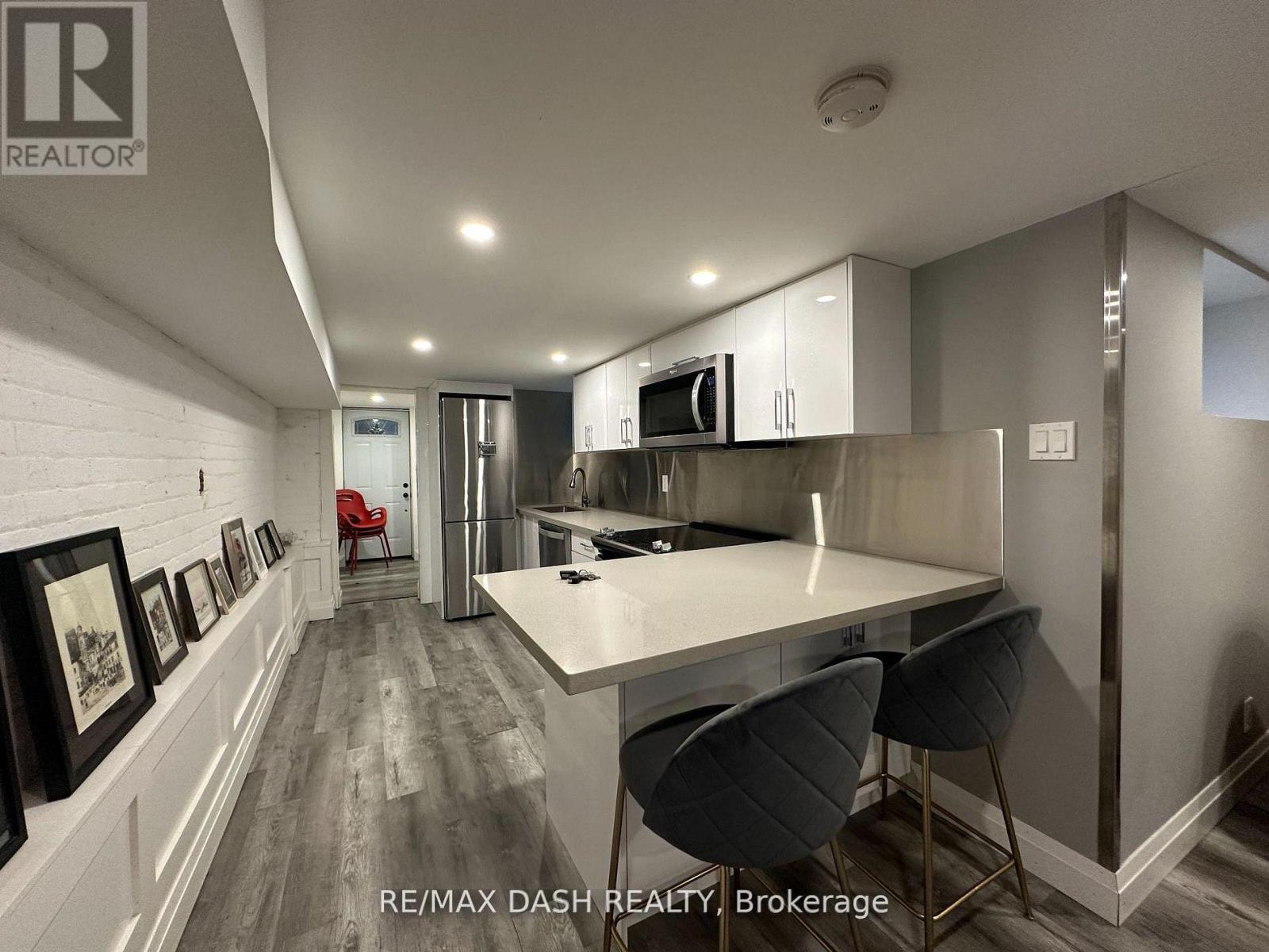 Bsmt - 725 Palmerston Avenue W, Toronto, Ontario  M6G 2P6 - Photo 10 - C13660458