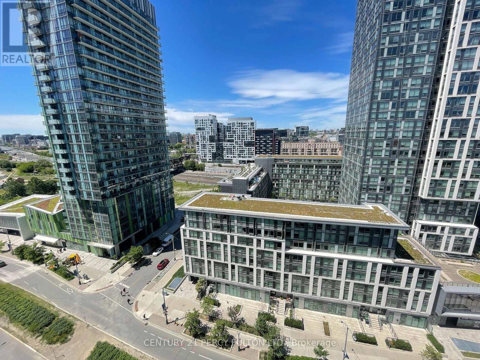 1811 - 85 Queens Wharf Road, Toronto, Ontario  M5V 0J9 - Photo 11 - C13660460