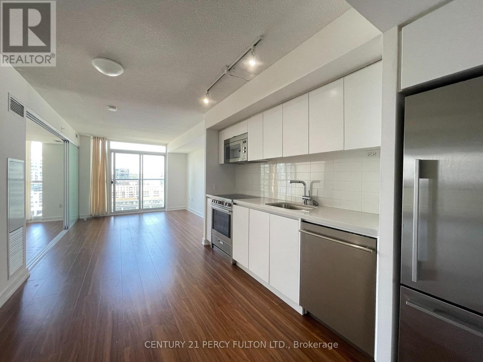 1811 - 85 Queens Wharf Road, Toronto, Ontario  M5V 0J9 - Photo 2 - C13660460