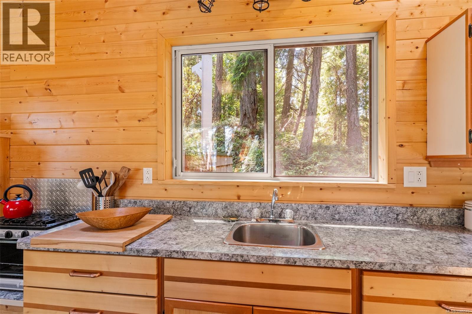 Lt 1 NE Ruxton Island, Ruxton Island, British Columbia   - Photo 14 - 1046576