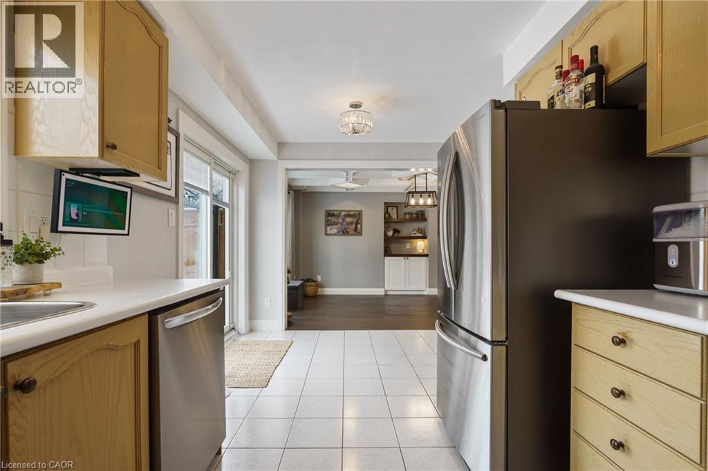 213 Fellowes Crescent, Waterdown, Ontario  L0R 2H3 - Photo 14 - 40854835