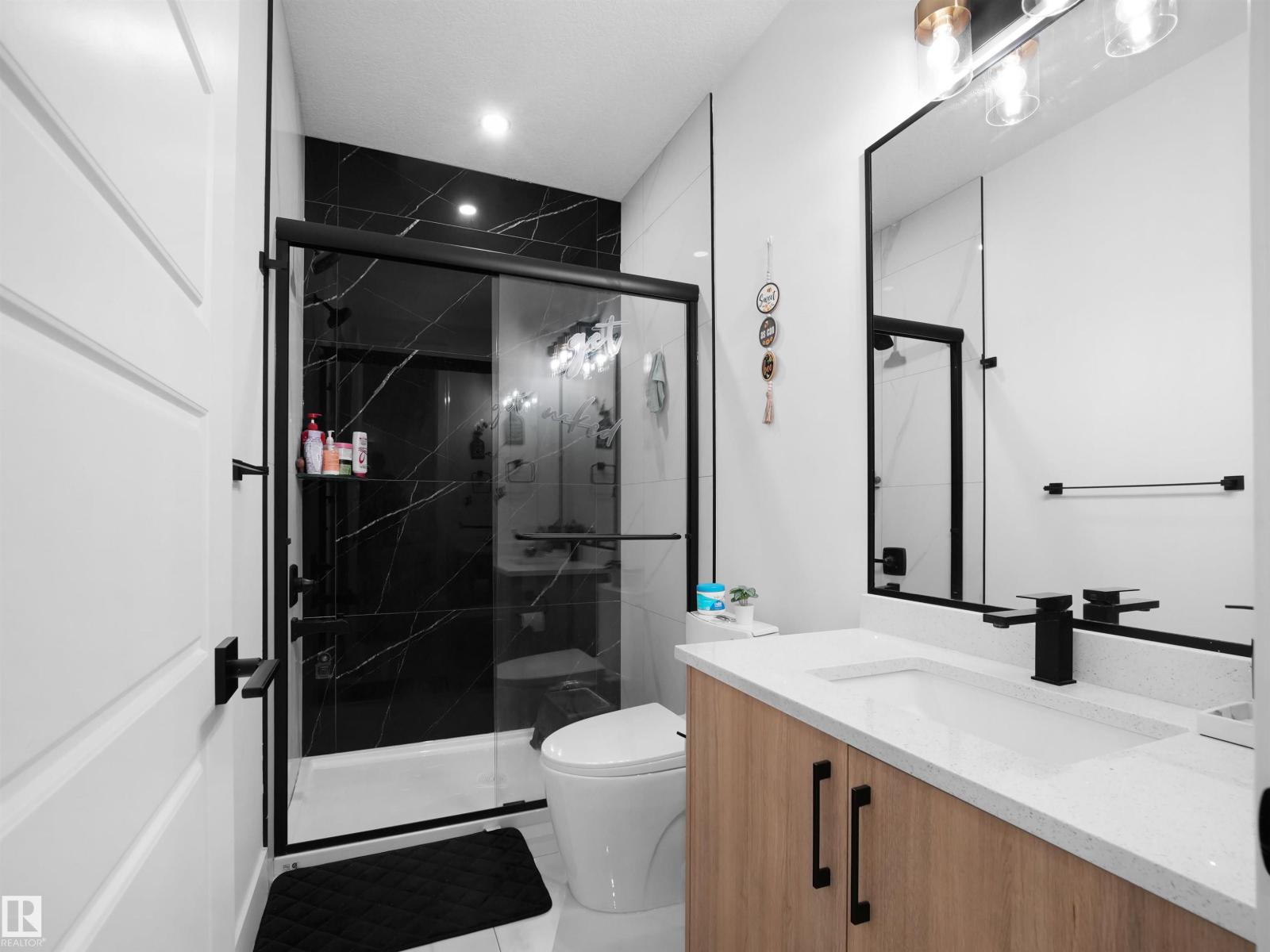 2928 1 Av Sw, Edmonton, Alberta  T6X 3E2 - Photo 9 - E4503119