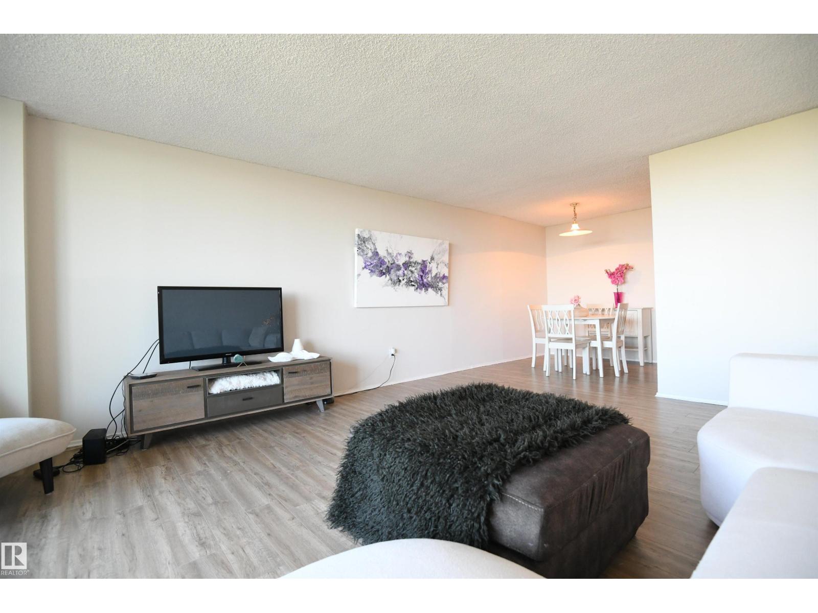 #1305 13910 Stony Plain Rd NW, Edmonton, Alberta  T5N 3R2 - Photo 5 - E4503122