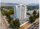 737 Leon Avenue Unit# 1205, Kelowna, BC V1Y 8L6