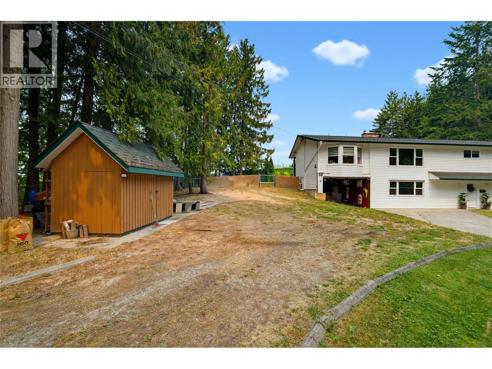 3251 5 Avenue SE, Salmon Arm, British Columbia  V1E 2B8 - Photo 49 - 10397263