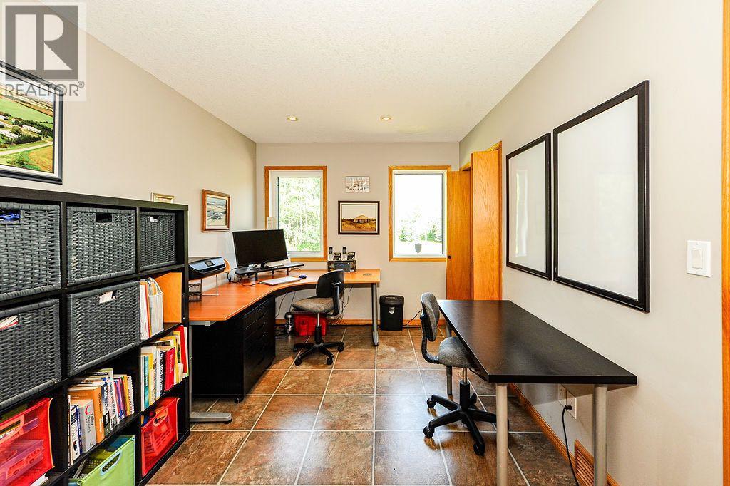 46237 Rr 202, Rural Camrose County, Alberta  T4V 2M9 - Photo 21 - A2336086