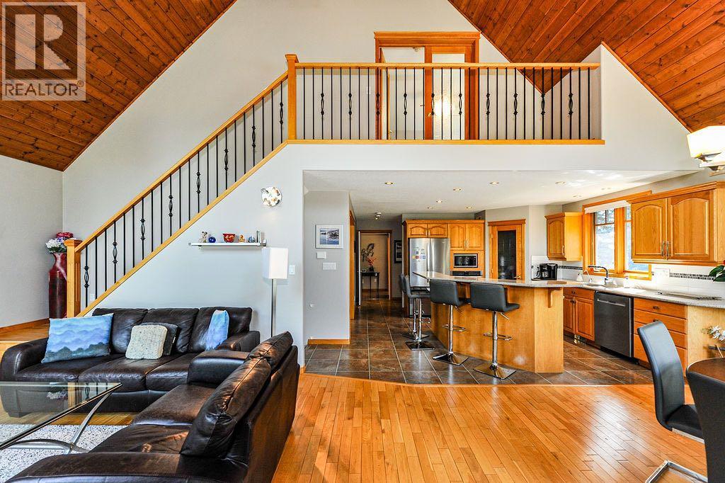 46237 Rr 202, Rural Camrose County, Alberta  T4V 2M9 - Photo 14 - A2336086