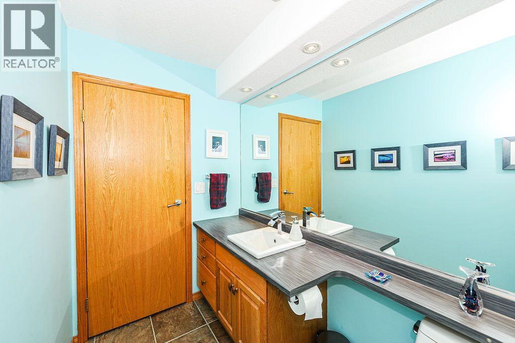 46237 Rr 202, Rural Camrose County, Alberta  T4V 2M9 - Photo 25 - A2336086