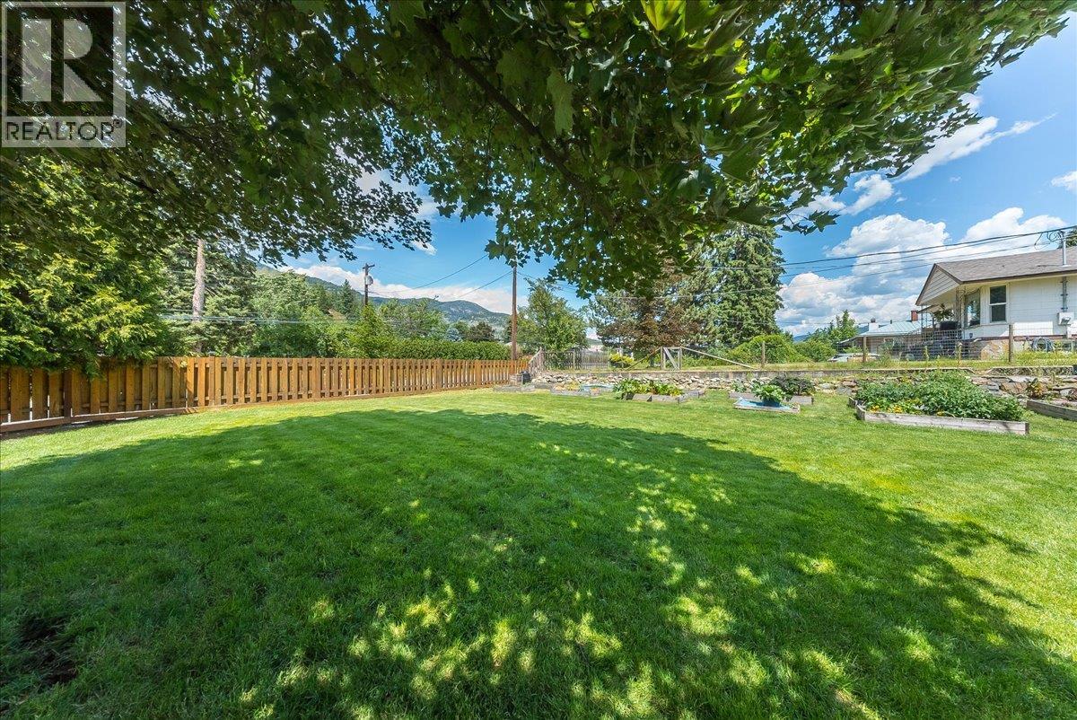 526 12th Avenue, Genelle, British Columbia  V0G 1G0 - Photo 39 - 10393053