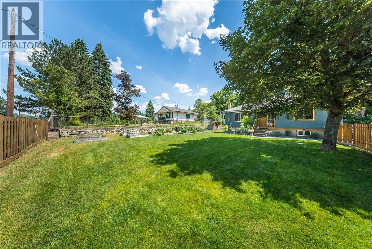 526 12th Avenue, Genelle, British Columbia  V0G 1G0 - Photo 40 - 10393053