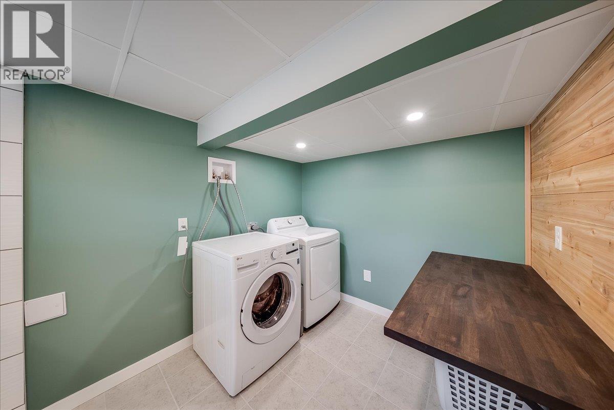 526 12th Avenue, Genelle, British Columbia  V0G 1G0 - Photo 26 - 10393053