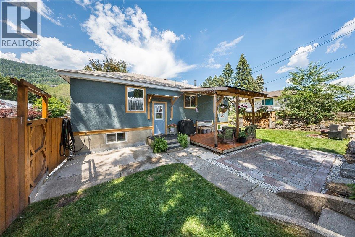 526 12th Avenue, Genelle, British Columbia  V0G 1G0 - Photo 47 - 10393053