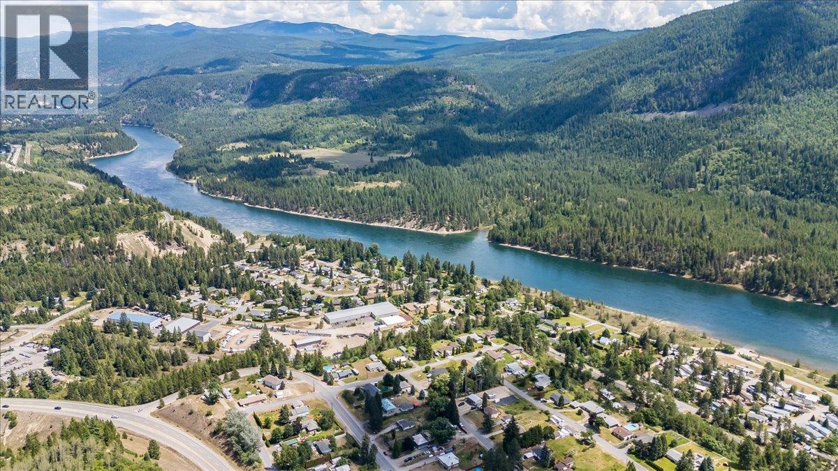 526 12th Avenue, Genelle, British Columbia  V0G 1G0 - Photo 63 - 10393053