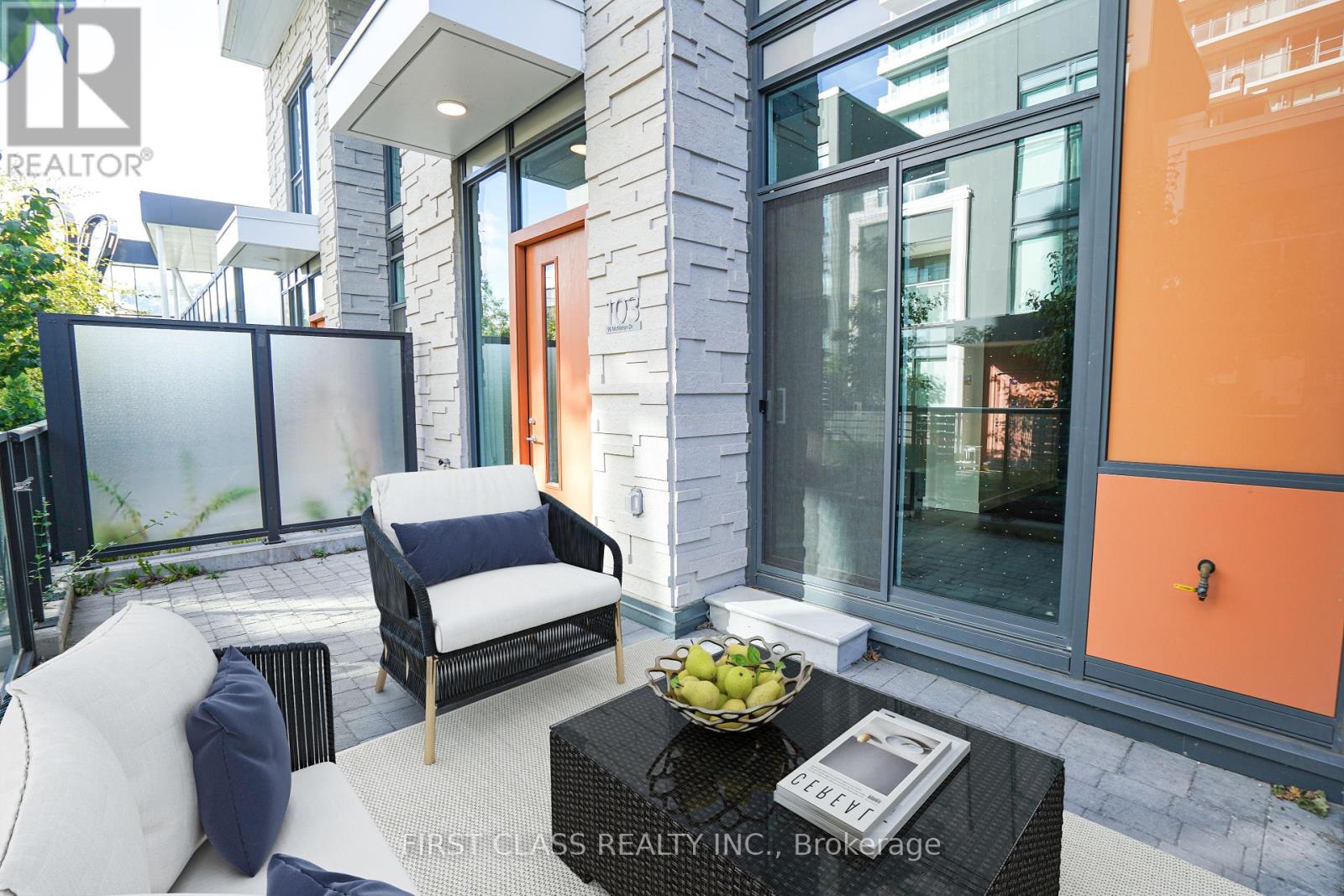 TH103 - 95 MCMAHON DRIVE, Toronto, Ontario