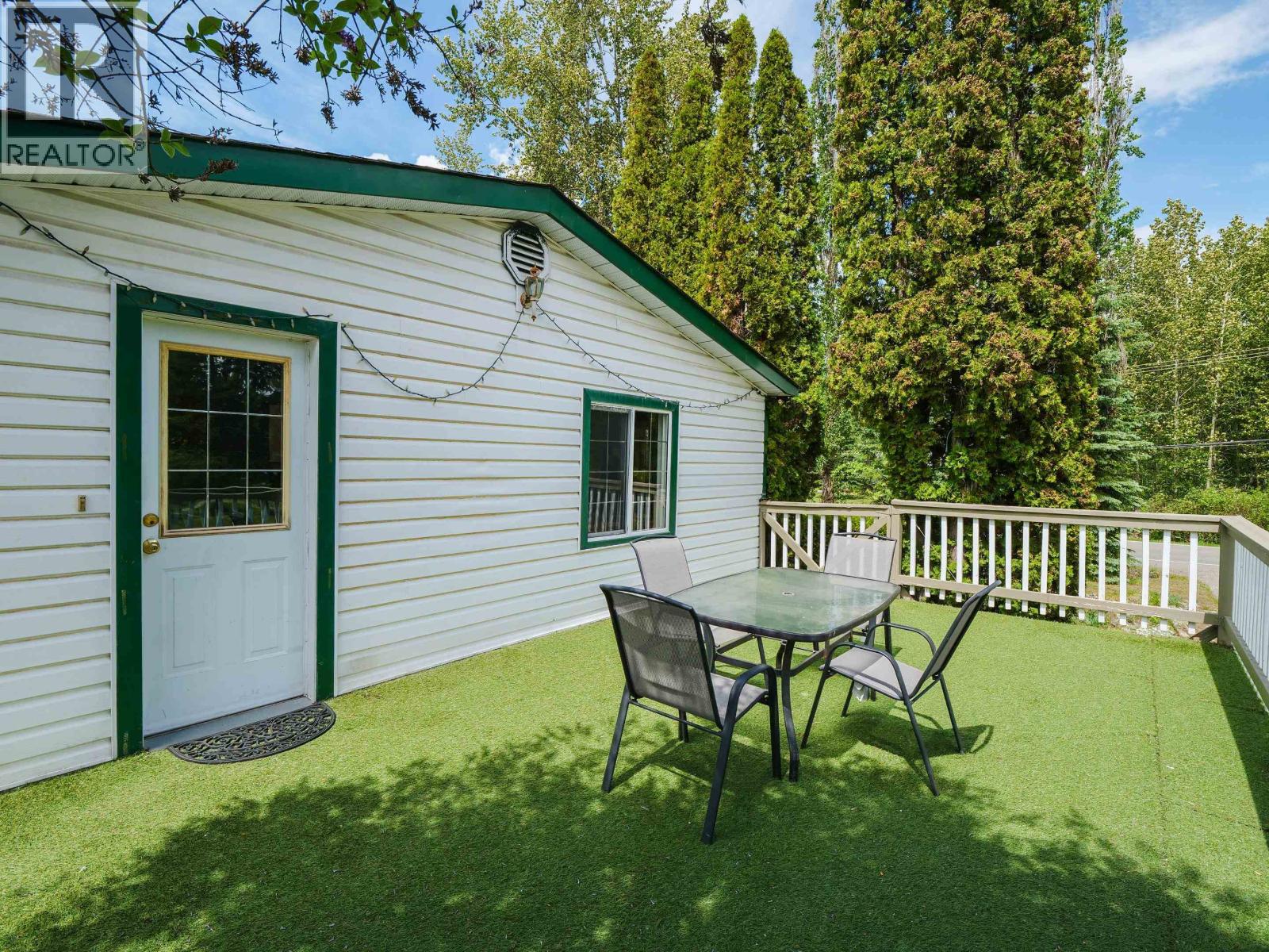 1781 Maple Drive, Red Bluff / Dragon Lake, British Columbia  V2J 4A5 - Photo 3 - R3133061