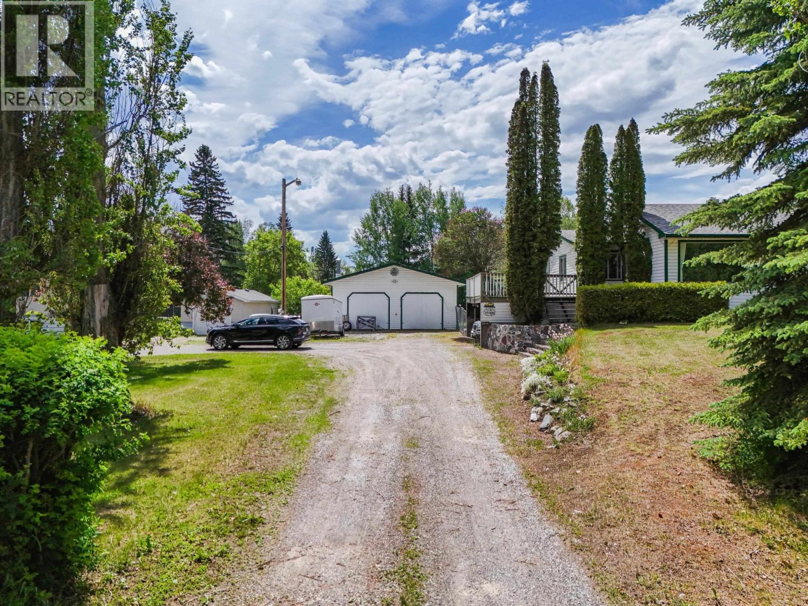 1781 Maple Drive, Red Bluff / Dragon Lake, British Columbia  V2J 4A5 - Photo 35 - R3133061