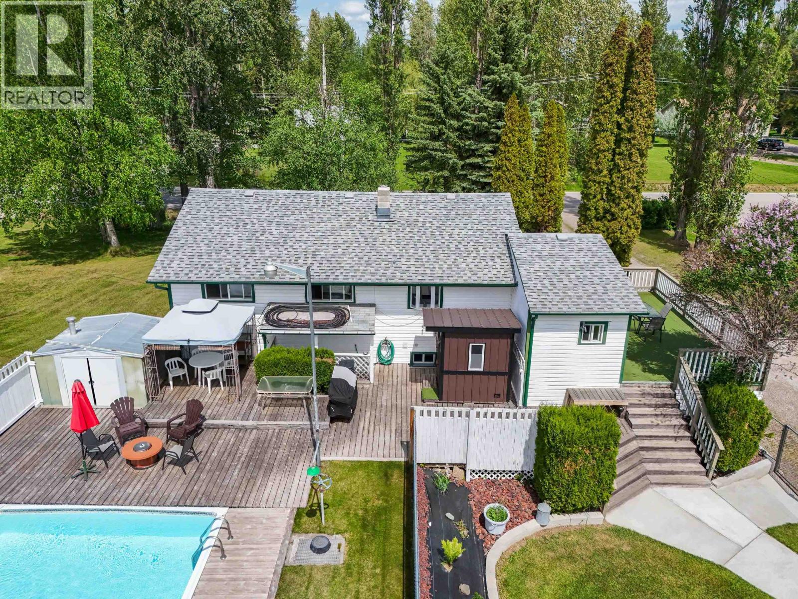 1781 Maple Drive, Red Bluff / Dragon Lake, British Columbia  V2J 4A5 - Photo 39 - R3133061