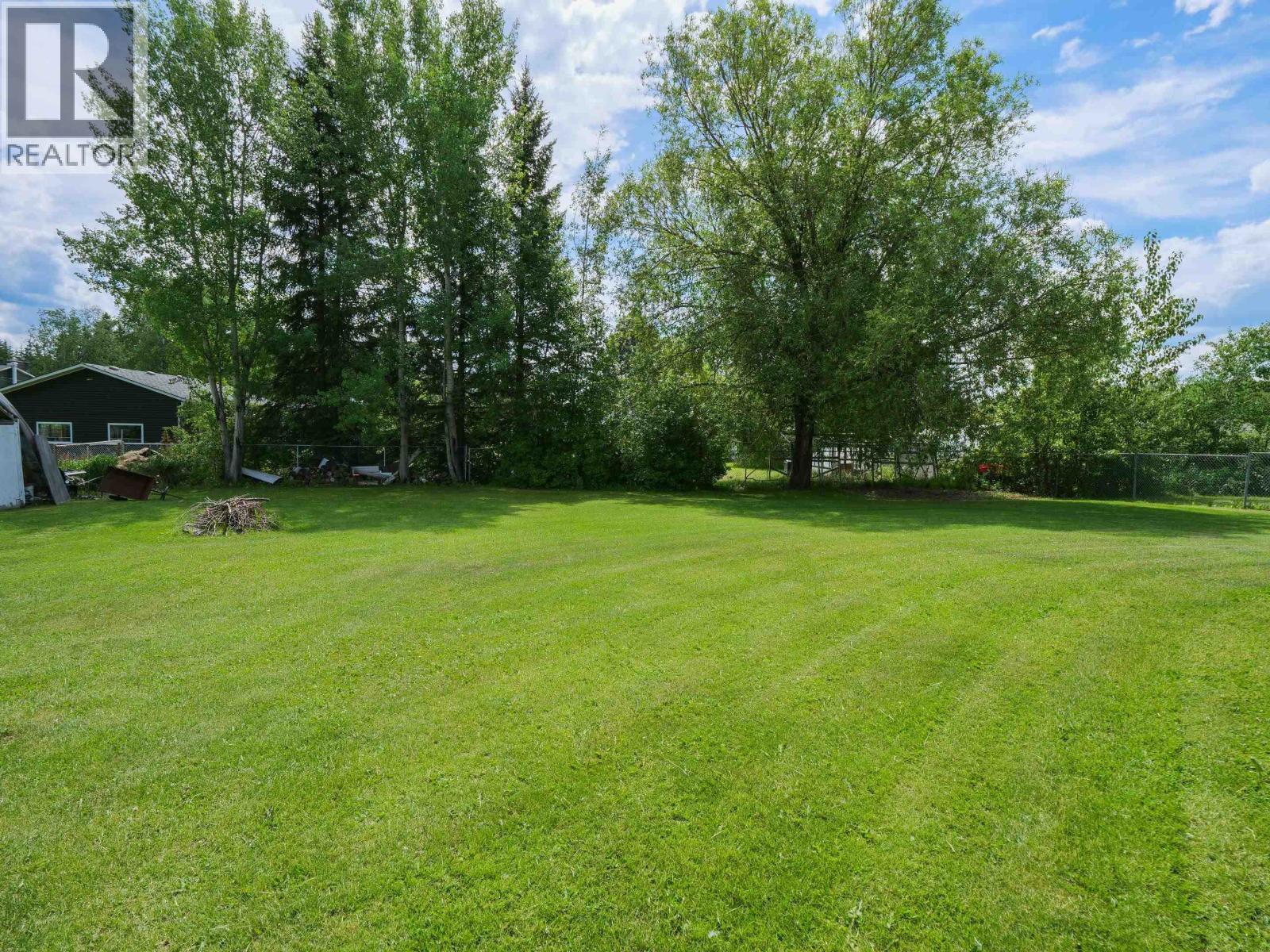 1781 Maple Drive, Red Bluff / Dragon Lake, British Columbia  V2J 4A5 - Photo 12 - R3133061