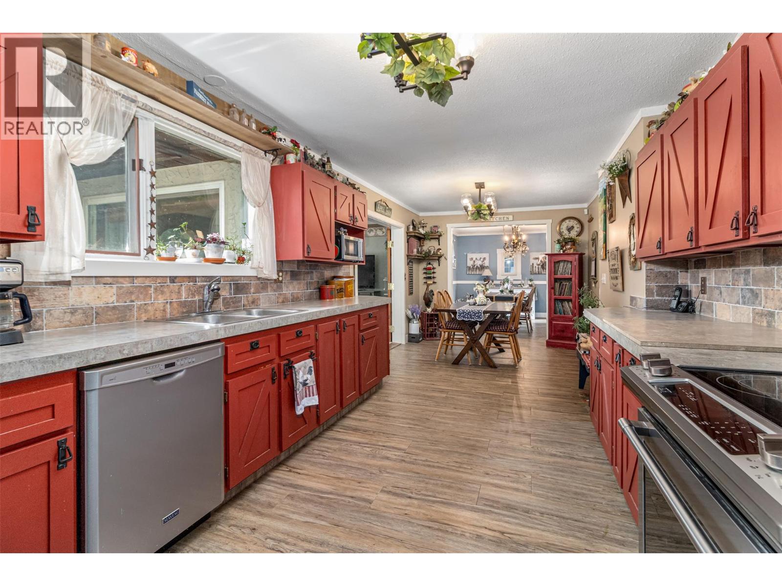 685 Stetson Court, Kelowna, British Columbia  V1X 6J7 - Photo 17 - 10397356