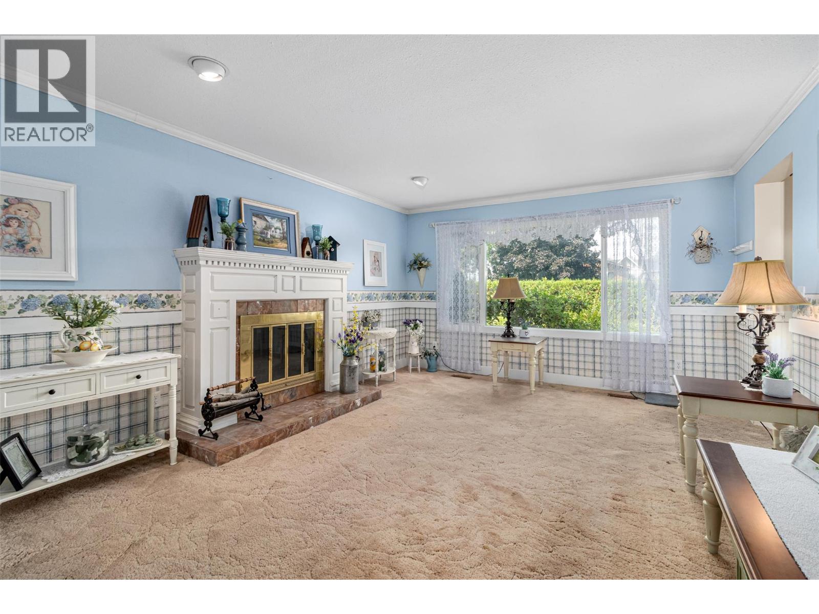 685 Stetson Court, Kelowna, British Columbia  V1X 6J7 - Photo 8 - 10397356