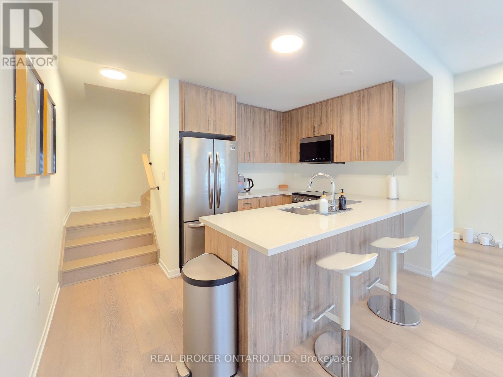 41 Matawin Lane, Richmond Hill, Ontario  L4B 0H8 - Photo 6 - N13660478