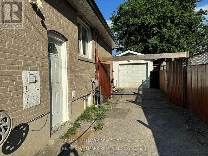 #bsmnt - 63 Longford Drive E, Newmarket, Ontario  L3Y 2Y6 - Photo 3 - N13660486