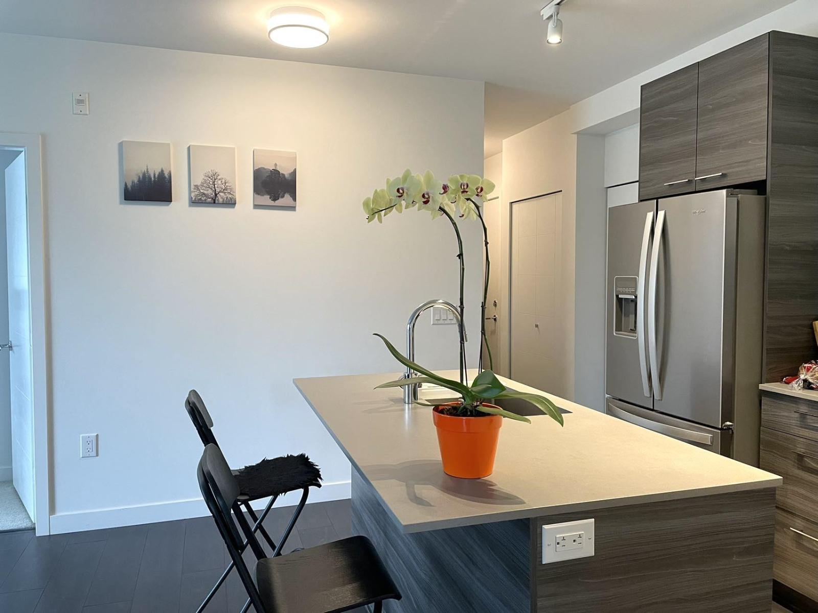 314 13963 105a Boulevard, Surrey, British Columbia  V3T 0M9 - Photo 3 - R3154590