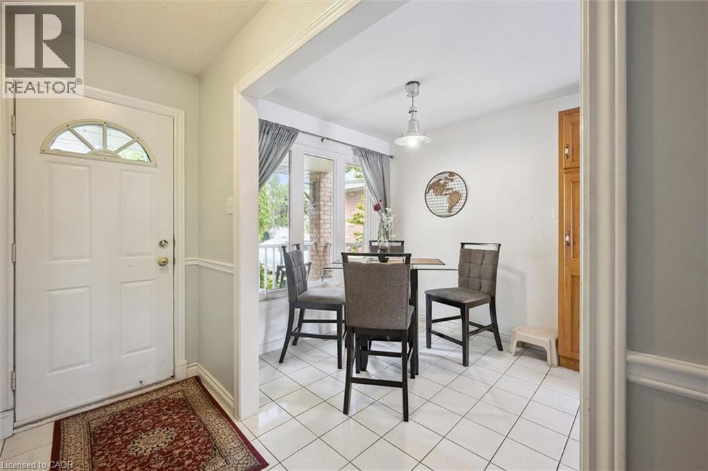 817 Acadia Drive, Hamilton, Ontario  L8W 3V5 - Photo 5 - 40854494