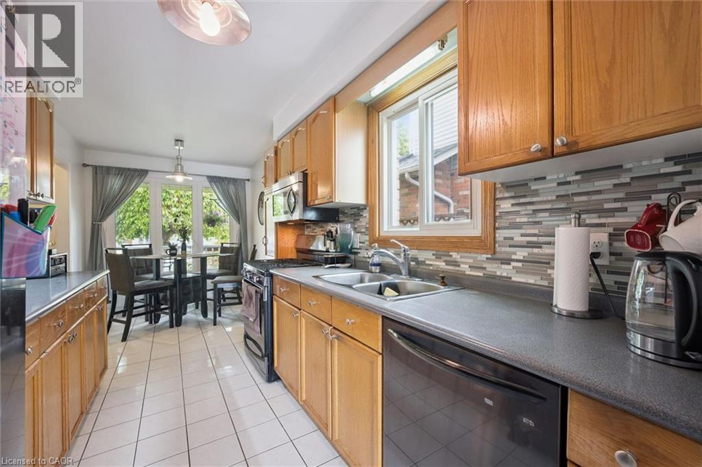817 Acadia Drive, Hamilton, Ontario  L8W 3V5 - Photo 9 - 40854494
