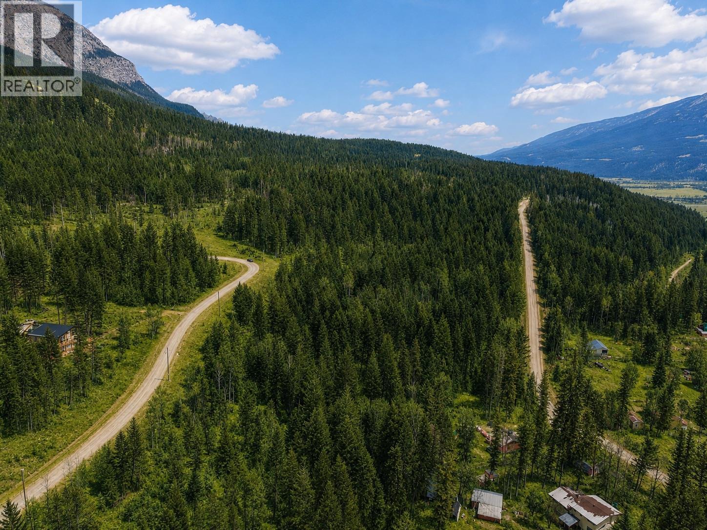 1260 Whitetail Drive, Golden, British Columbia  V0A 1H7 - Photo 3 - 10380602
