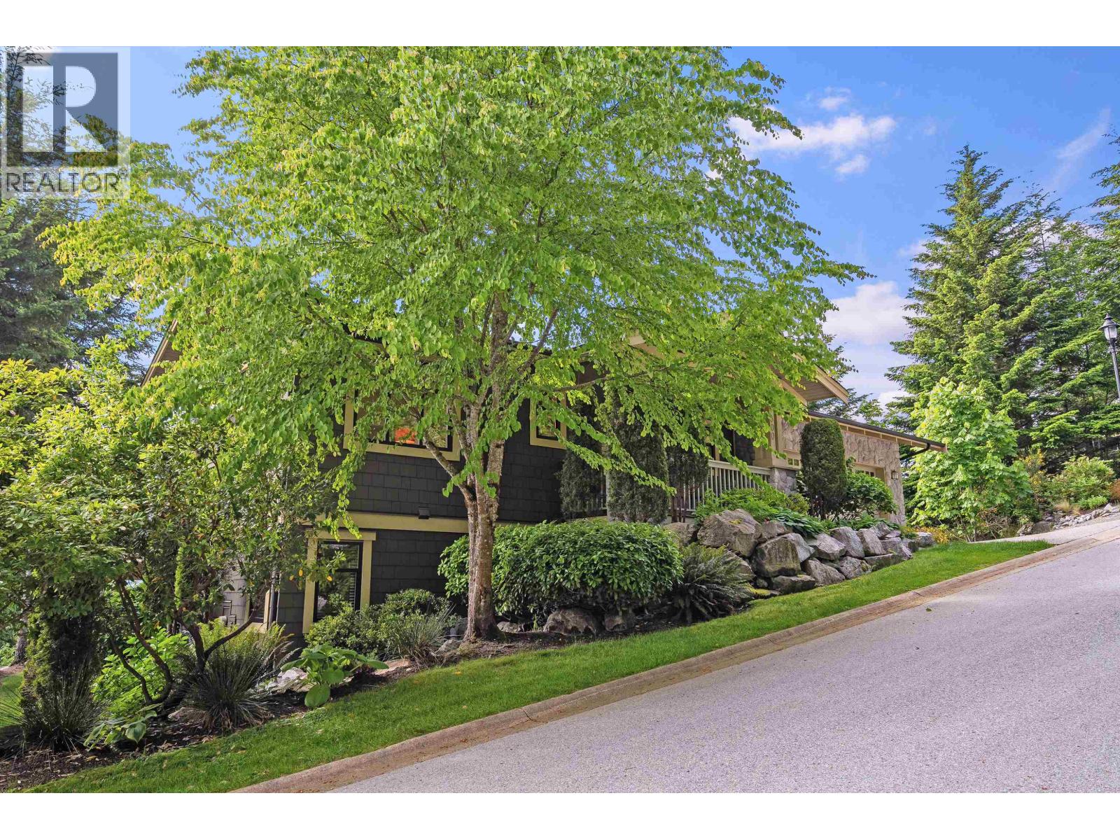 300 Ocean Crest Drive, West Vancouver, British Columbia  V0N 3Z2 - Photo 31 - R3129855