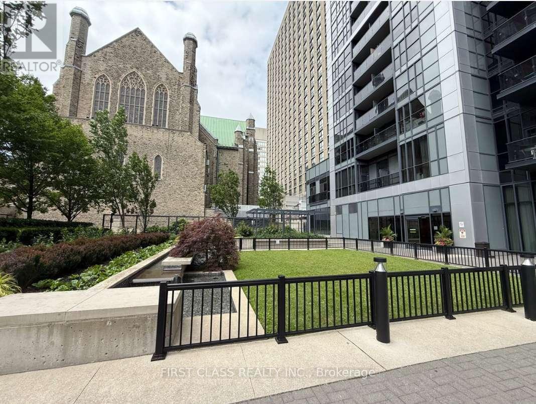 2502 - 28 Ted Rogers Way, Toronto, Ontario  M4Y 2J4 - Photo 43 - C13629764