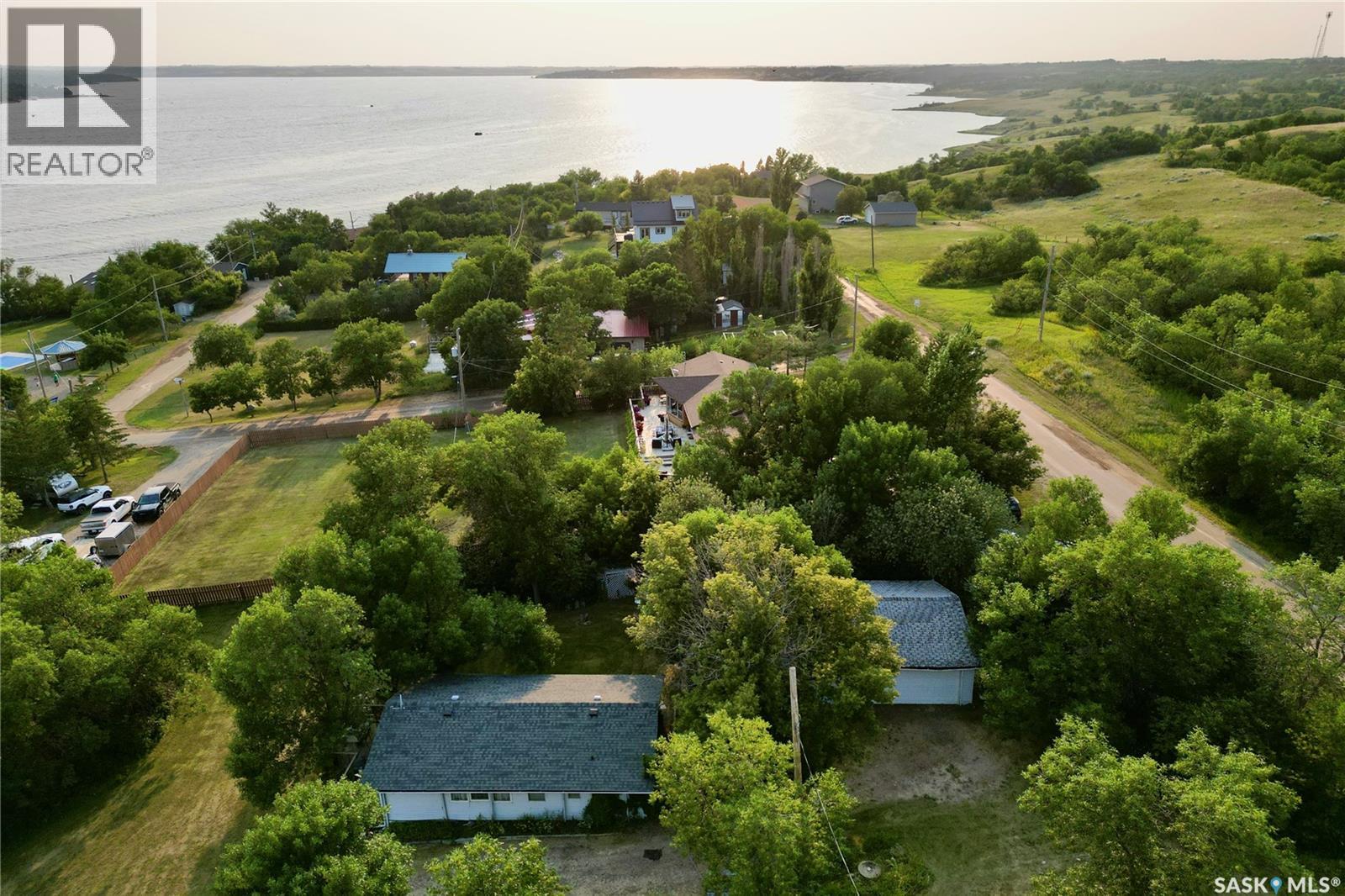 300-306 Perch Crescent, Last Mountain Lake, Saskatchewan  S0G 4L0 - Photo 1 - SK045146