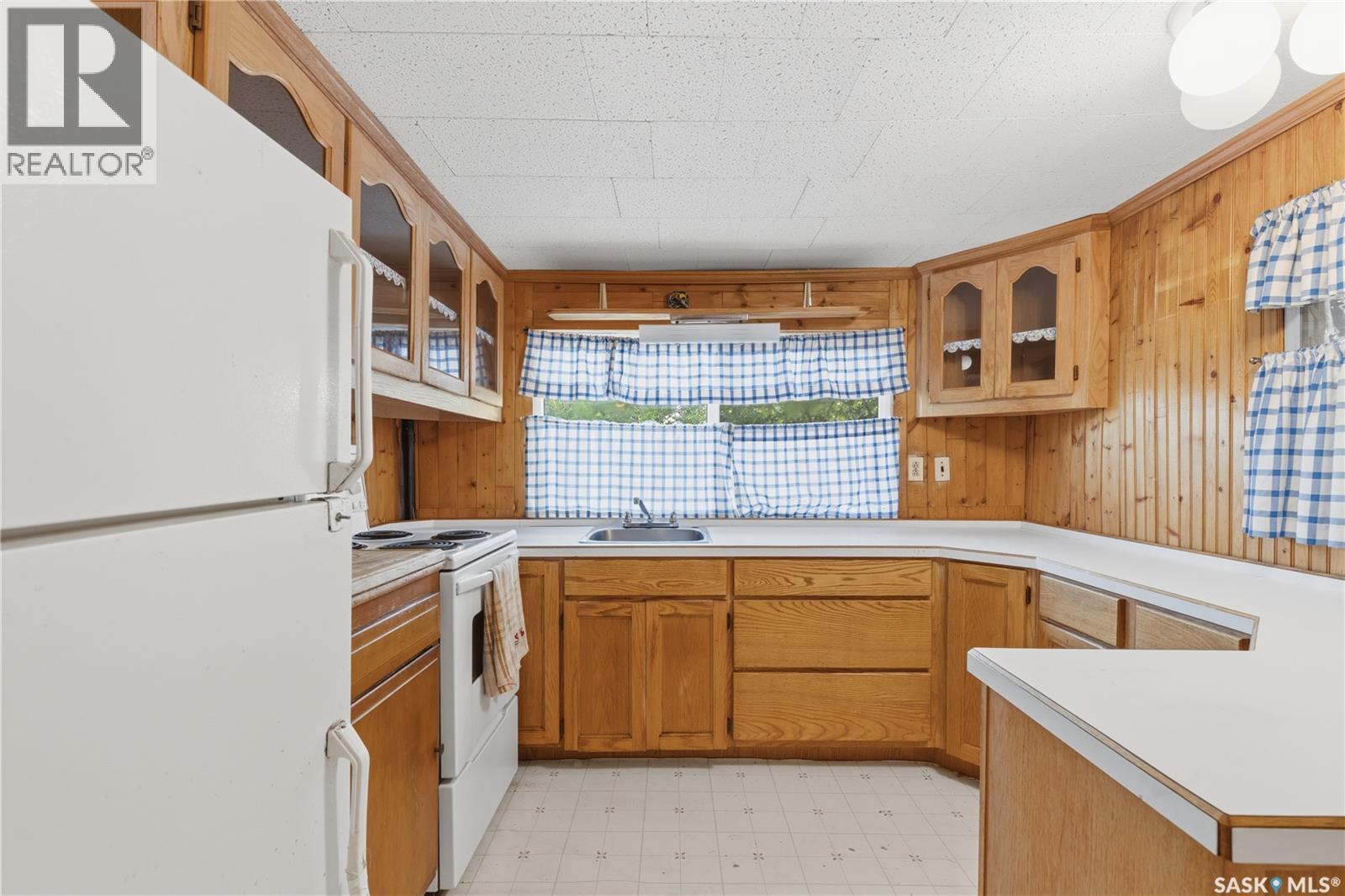 300-306 Perch Crescent, Last Mountain Lake, Saskatchewan  S0G 4L0 - Photo 8 - SK045146