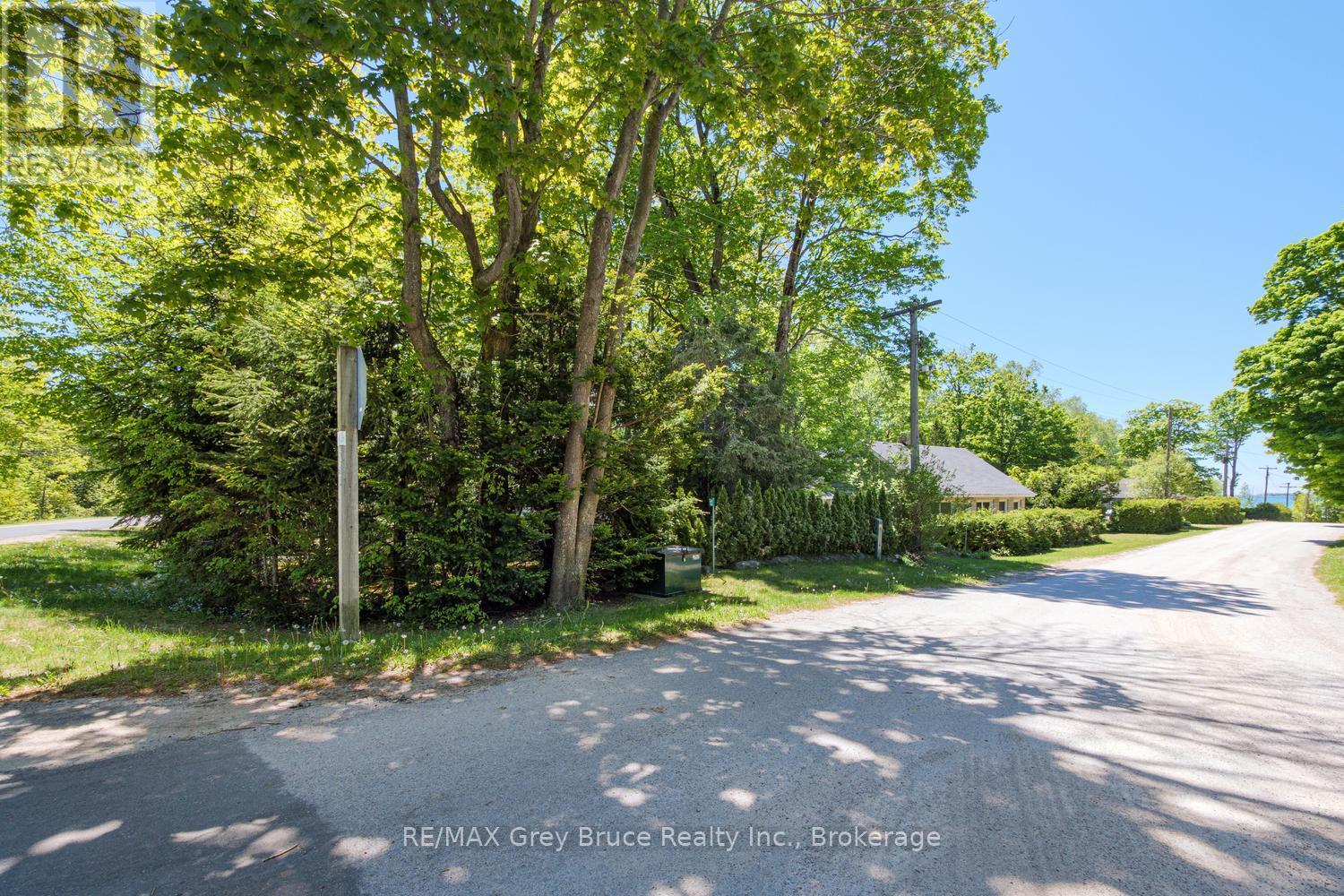 112 Symon Avenue, South Bruce Peninsula, Ontario  N0H 2T0 - Photo 24 - X13660542