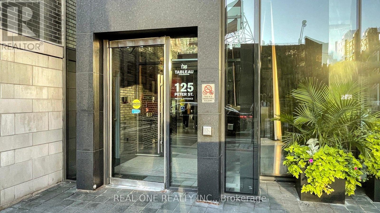 3409 - 125 Peter Street, Toronto, Ontario M5V 2G9 - Photo 2 - C13660510
