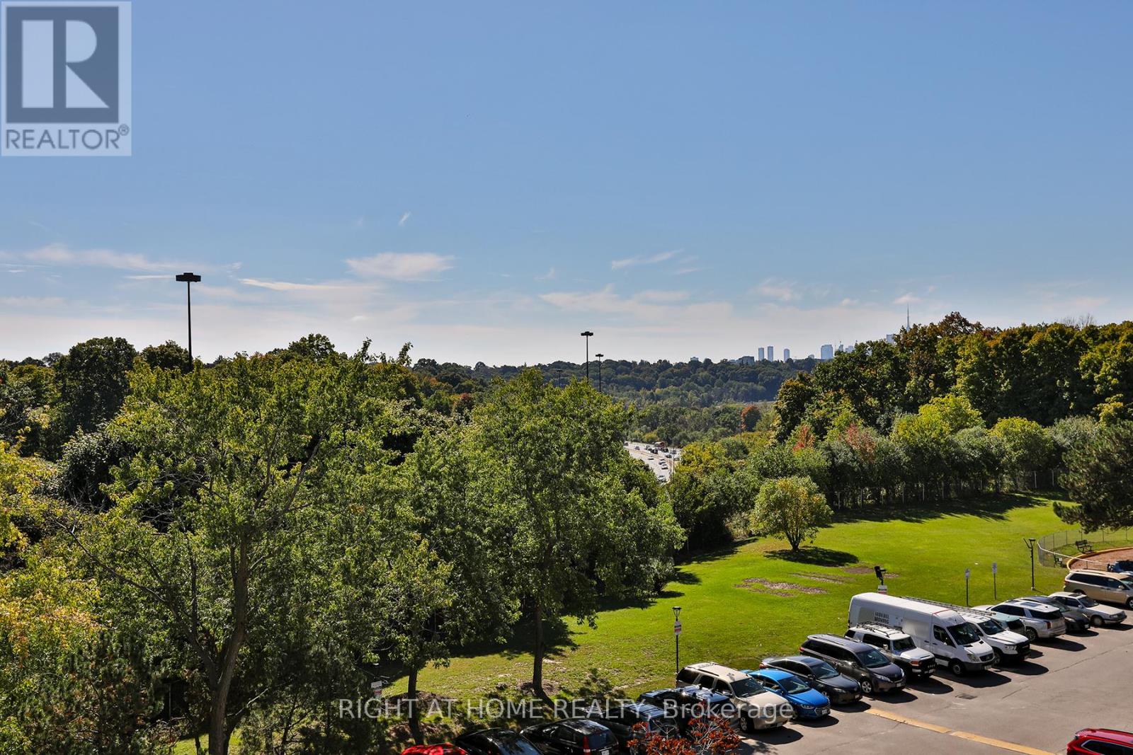 302 - 35 Sunny Glenway, Toronto, Ontario M3C 2Z5 - Photo 31 - C13660514