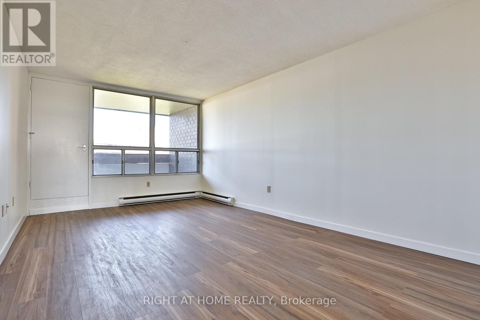 302 - 35 Sunny Glenway, Toronto, Ontario M3C 2Z5 - Photo 8 - C13660514