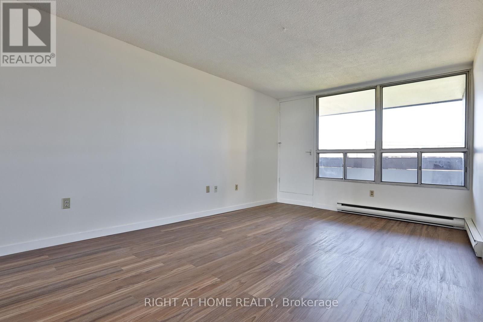 302 - 35 Sunny Glenway, Toronto, Ontario M3C 2Z5 - Photo 9 - C13660514