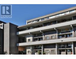 302 - 35 SUNNY GLENWAY, Toronto, Ontario