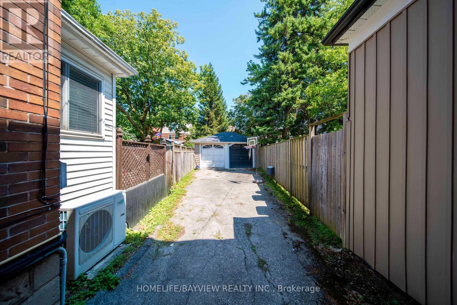 131 Heddington Avenue, Toronto, Ontario M5N 2K9 - Photo 29 - C13660540