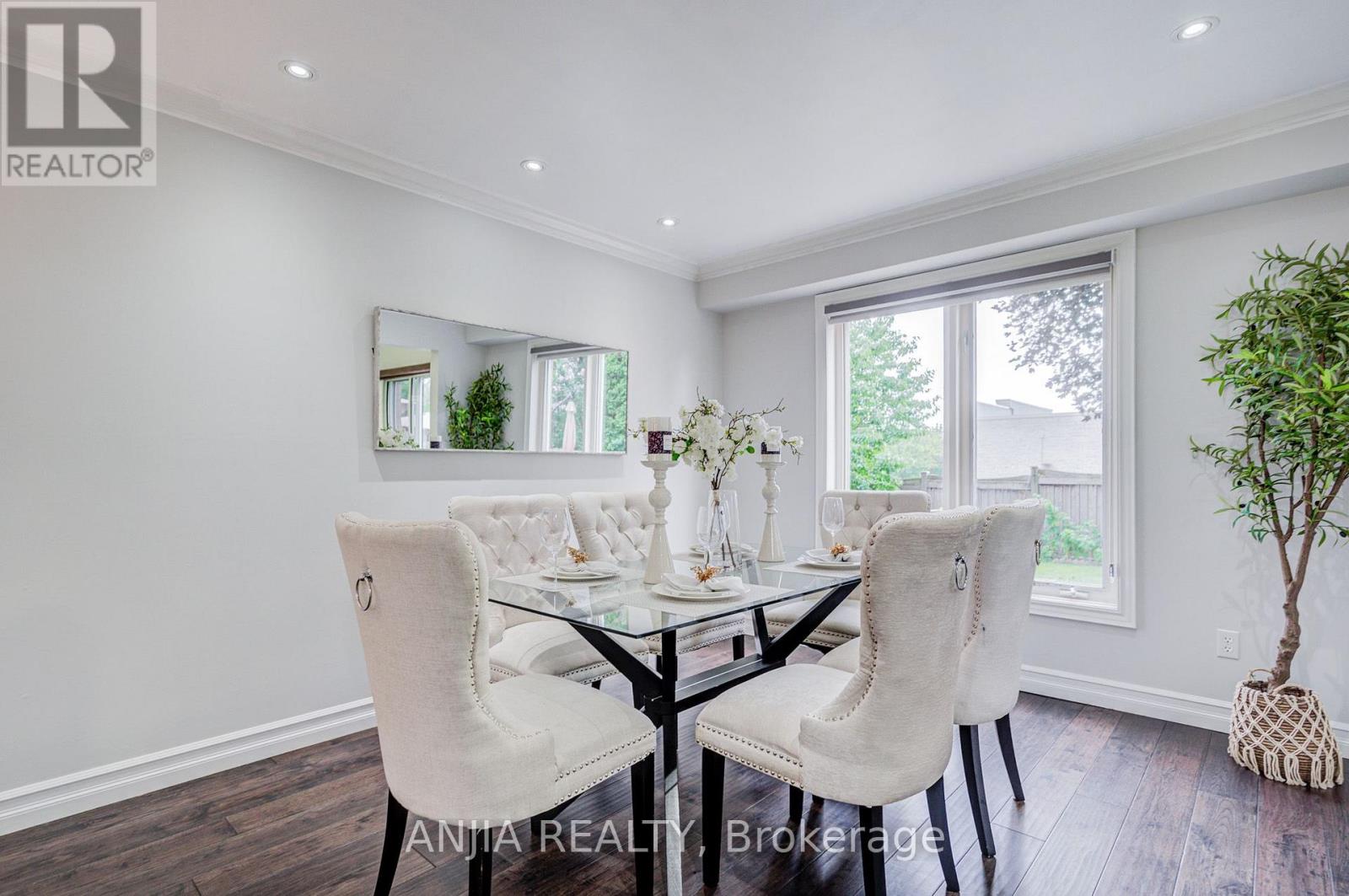 7 Allayden Drive, Whitby, Ontario L1P 1L5 - Photo 4 - E13660548