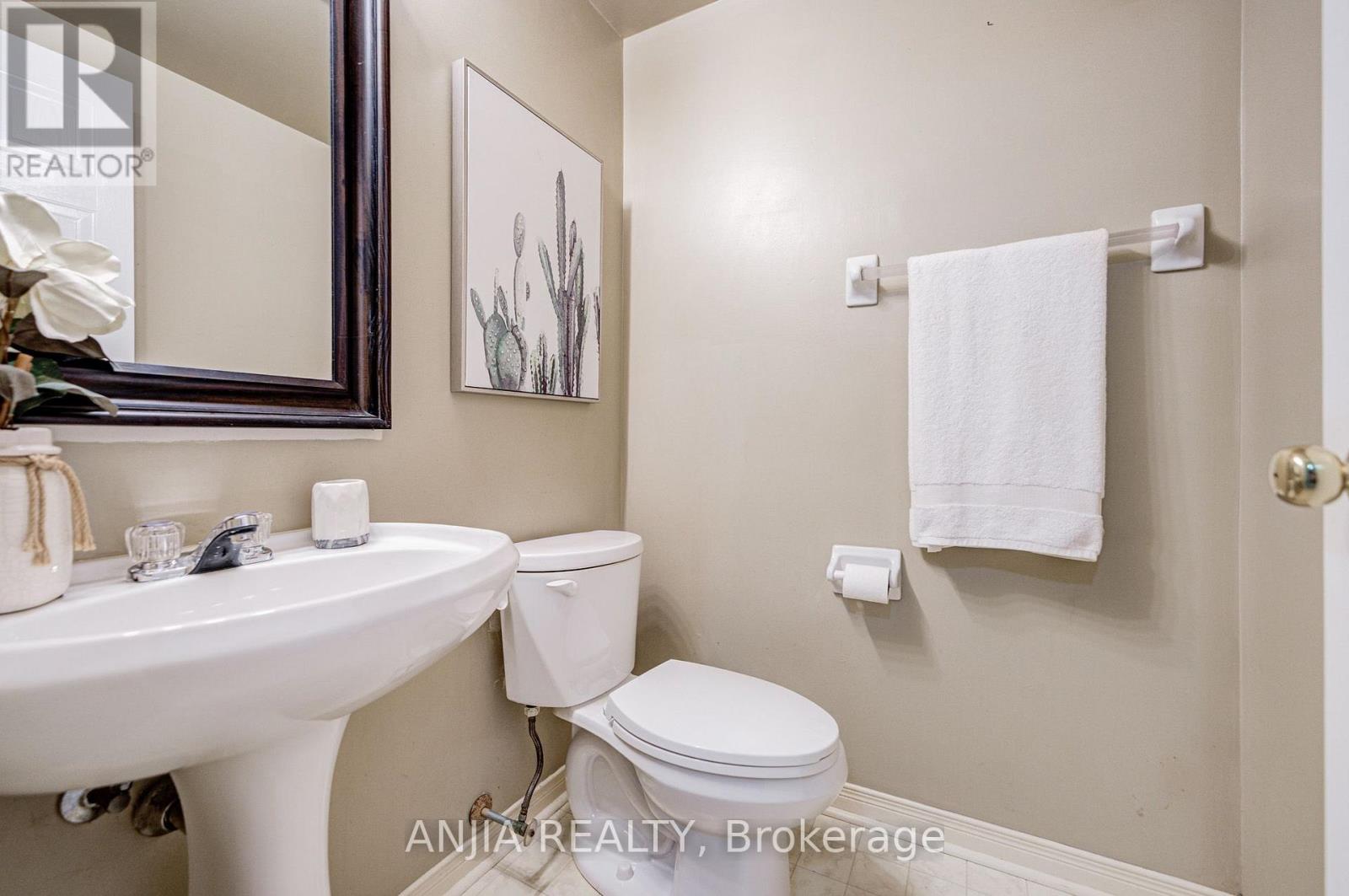 7 Allayden Drive, Whitby, Ontario L1P 1L5 - Photo 9 - E13660548
